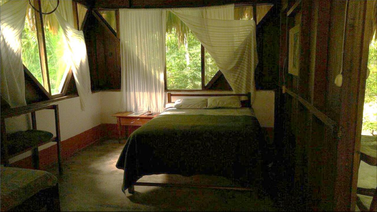 Ecolodge El Sombrero Laguna Yaxha Exteriör bild