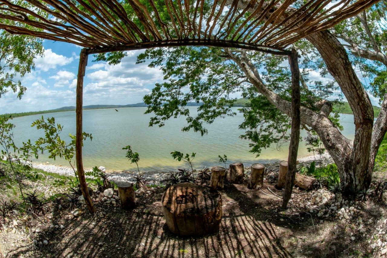Ecolodge El Sombrero Laguna Yaxha Exteriör bild
