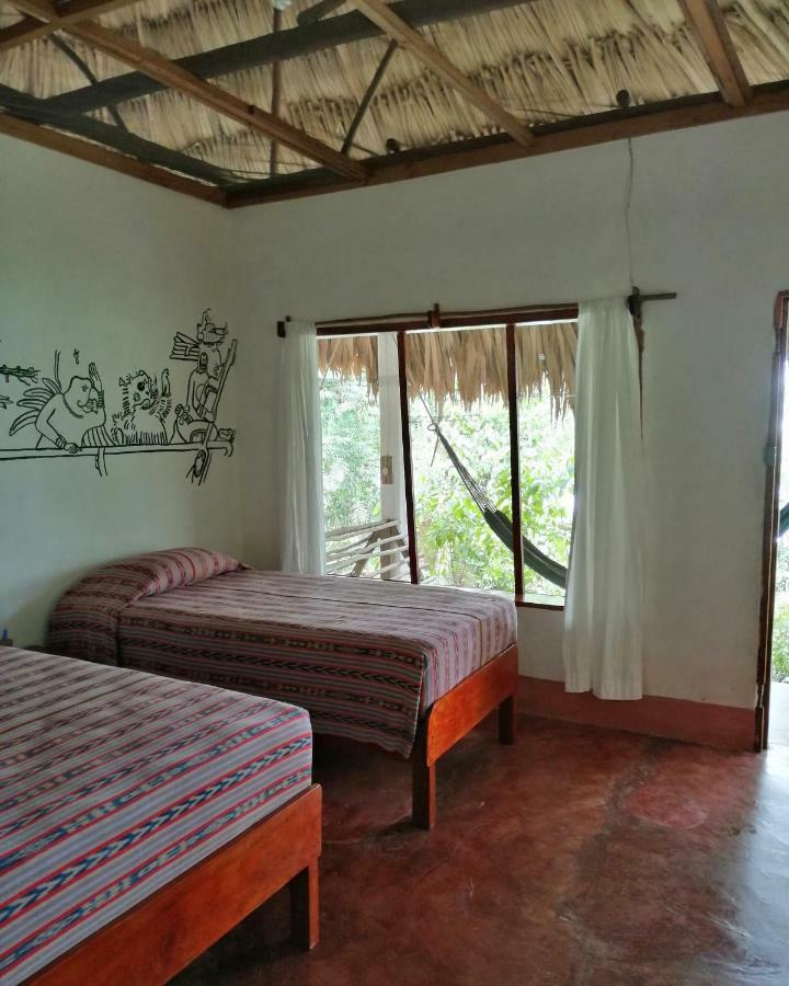 Ecolodge El Sombrero Laguna Yaxha Exteriör bild